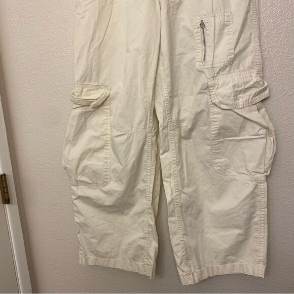BDG Urban Outfitters white hi rise wide leg Cargo Pants womans 6 - Picture 4 of 13